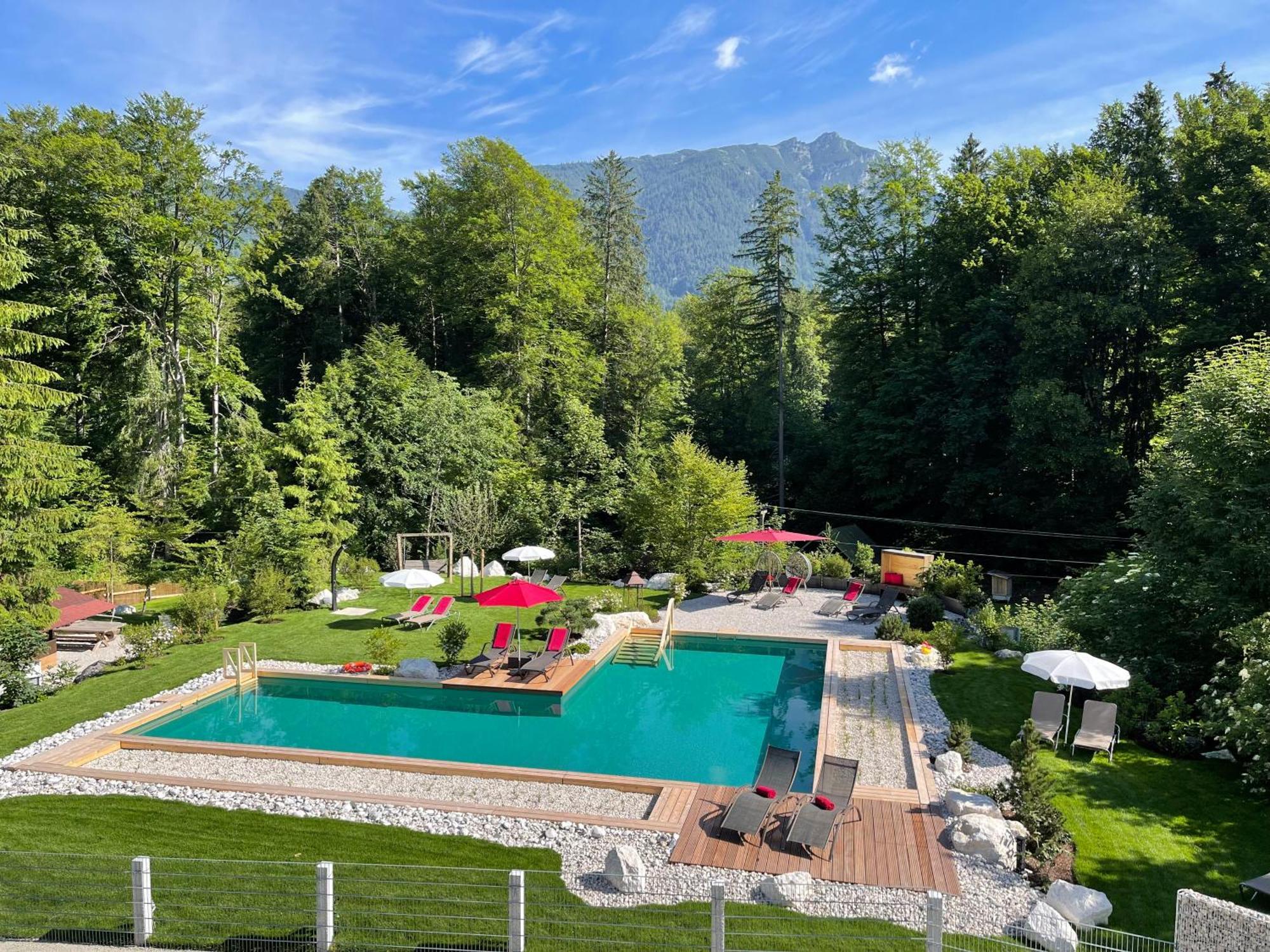 Bayern Resort Hotel - Adults Only - Mit Zugspitzblick - Eibsee-Naehe - Wellnessbereich - Naturpool Im Sommer Grainau Dış mekan fotoğraf