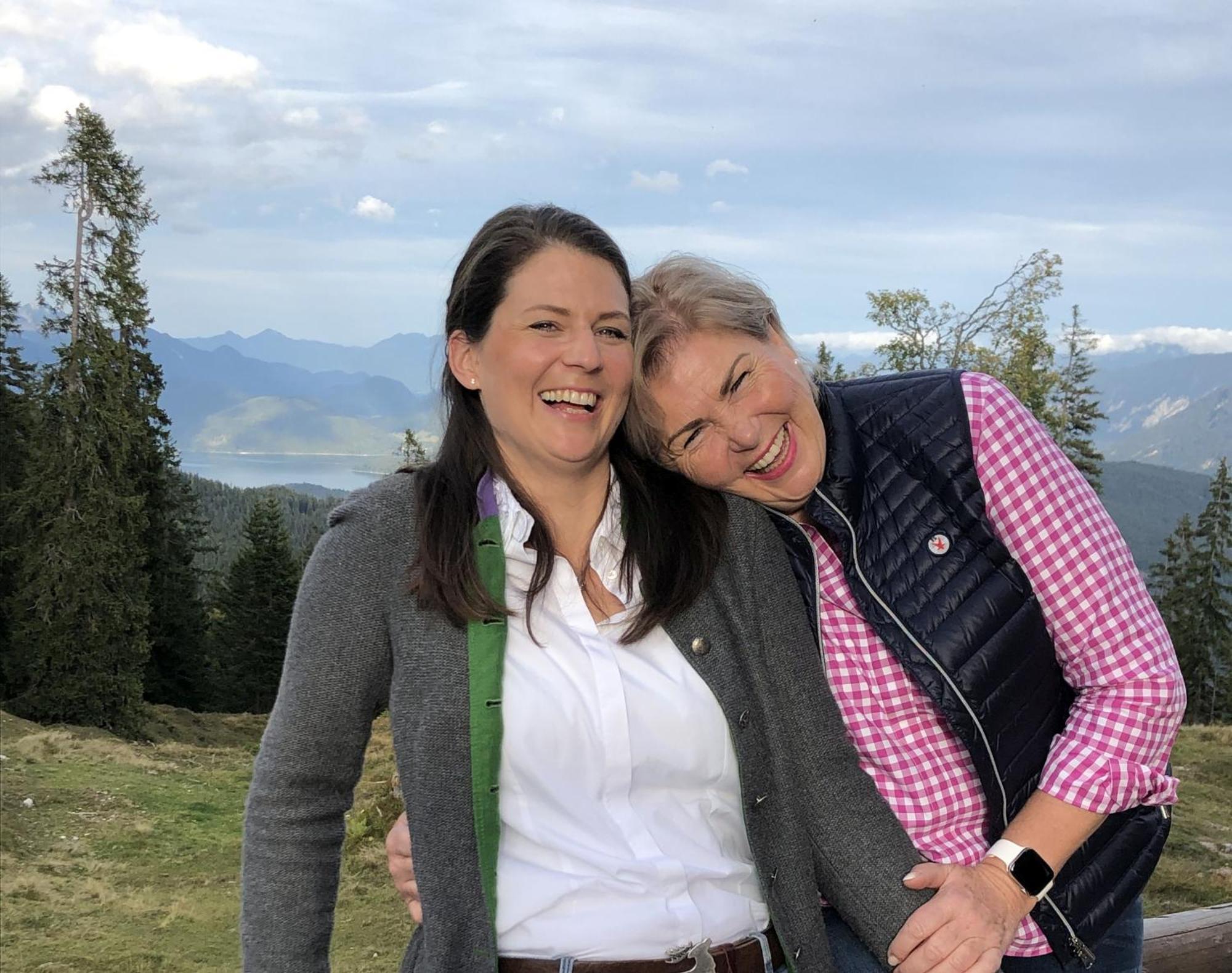 Bayern Resort Hotel - Adults Only - Mit Zugspitzblick - Eibsee-Naehe - Wellnessbereich - Naturpool Im Sommer Grainau Dış mekan fotoğraf