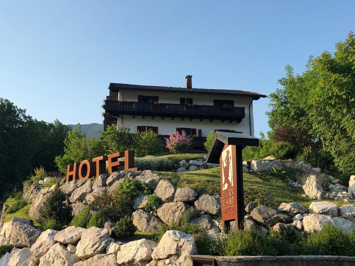 Bayern Resort Hotel - Adults Only - Mit Zugspitzblick - Eibsee-Naehe - Wellnessbereich - Naturpool Im Sommer Grainau Dış mekan fotoğraf