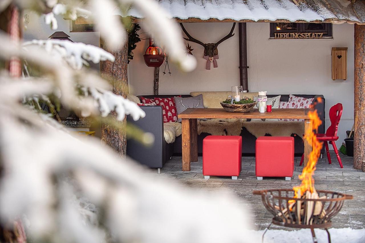 Bayern Resort Hotel - Adults Only - Mit Zugspitzblick - Eibsee-Naehe - Wellnessbereich - Naturpool Im Sommer Grainau Dış mekan fotoğraf